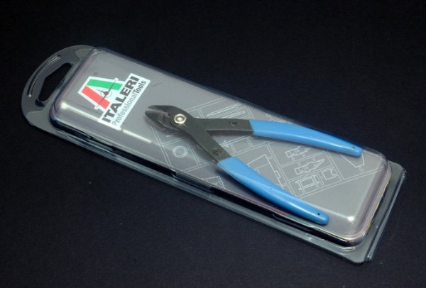 50811 - štípací kleště Italeri