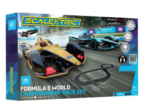 Autodráha SCALEXTRIC C1423P - Formula E Race Set (Spark Plug) (1:32) > 1:32