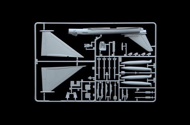 EF-2000 TYPHOON Single Seater (Italeri 1:72)
