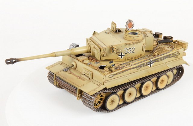 Tank Tiger I Early (Kursk) (Zvezda 1:35)