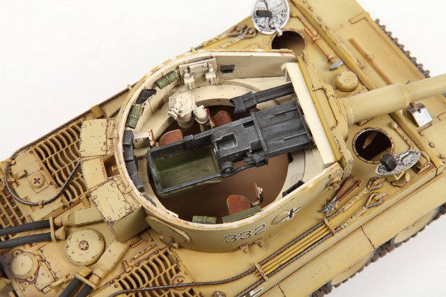 Tank Tiger I Early (Kursk) (Zvezda 1:35)