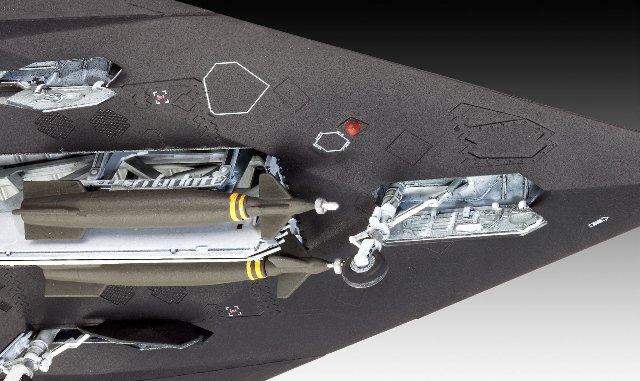 Lockheed Martin F-117A Nighthawk Stealth Fighter (Revell 1:72)