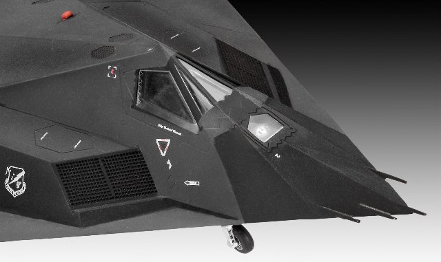 Lockheed Martin F-117A Nighthawk Stealth Fighter (Revell 1:72)