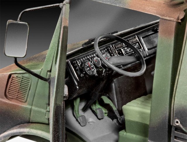 Unimog 2T milgl (Revell 1:35)