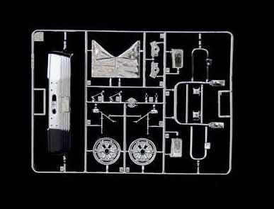 Truck FREIGHTLINER FLD 120 SPECIAL (Italeri 1:24)