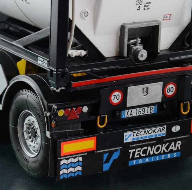 Návěs TECNOKAR TRAILER WITH 20´ TANK (Italeri 1:24)