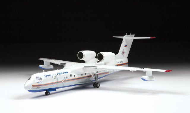 Beriev Be-200 Amphibious Aircraft (1:144)