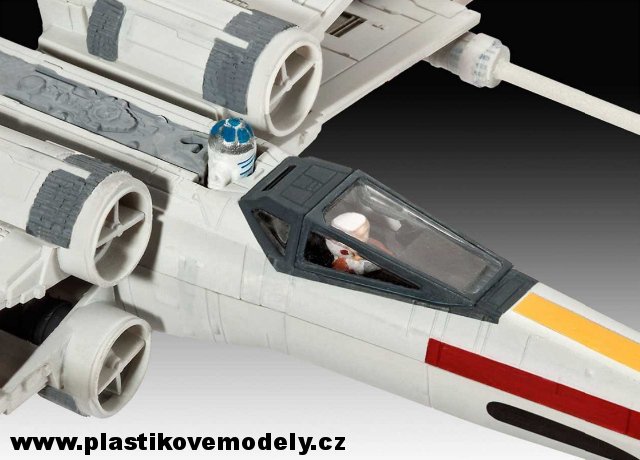 03601 - Star Wars X-wing Fighter (Revell 1:112)