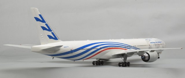 Letadlo Boeing 777-300ER (Zvezda 1:144)