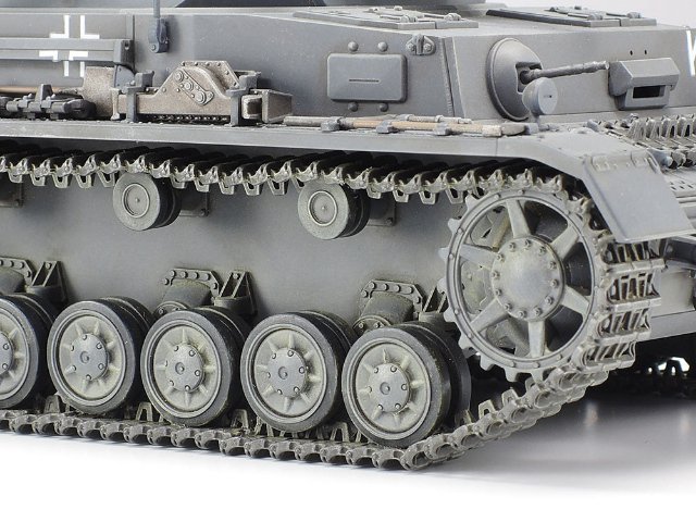 Pz.Kpfw.IV Ausf.F (Tamiya 1:35)