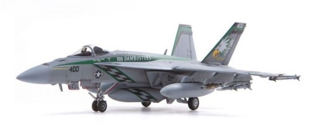 Boeing F-A-18E Super Hornet VFA-195 Chippy Ho (Academy 1:72)