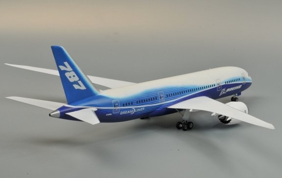 Letadlo Boeing 787-8 Dreamliner (Zvezda 1:144)