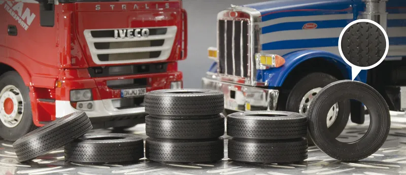 TRUCK RUBBER TYRES (8x) (Italeri 1:24)