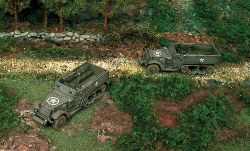 M3A1 HALF TRACK (1:72)