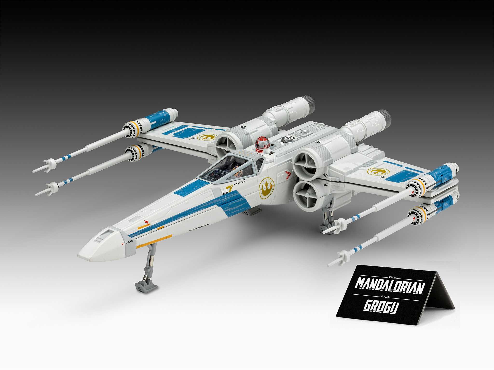 The Mandalorian: X-Wing Fighter (1:57)