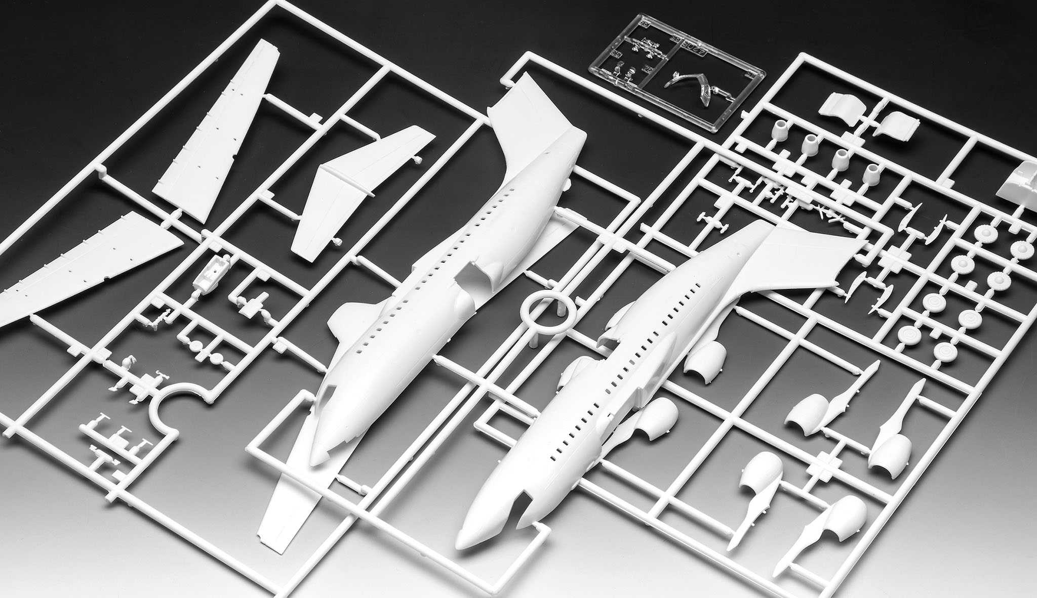 Bae 146 (RJ85) (Revell 1:144)