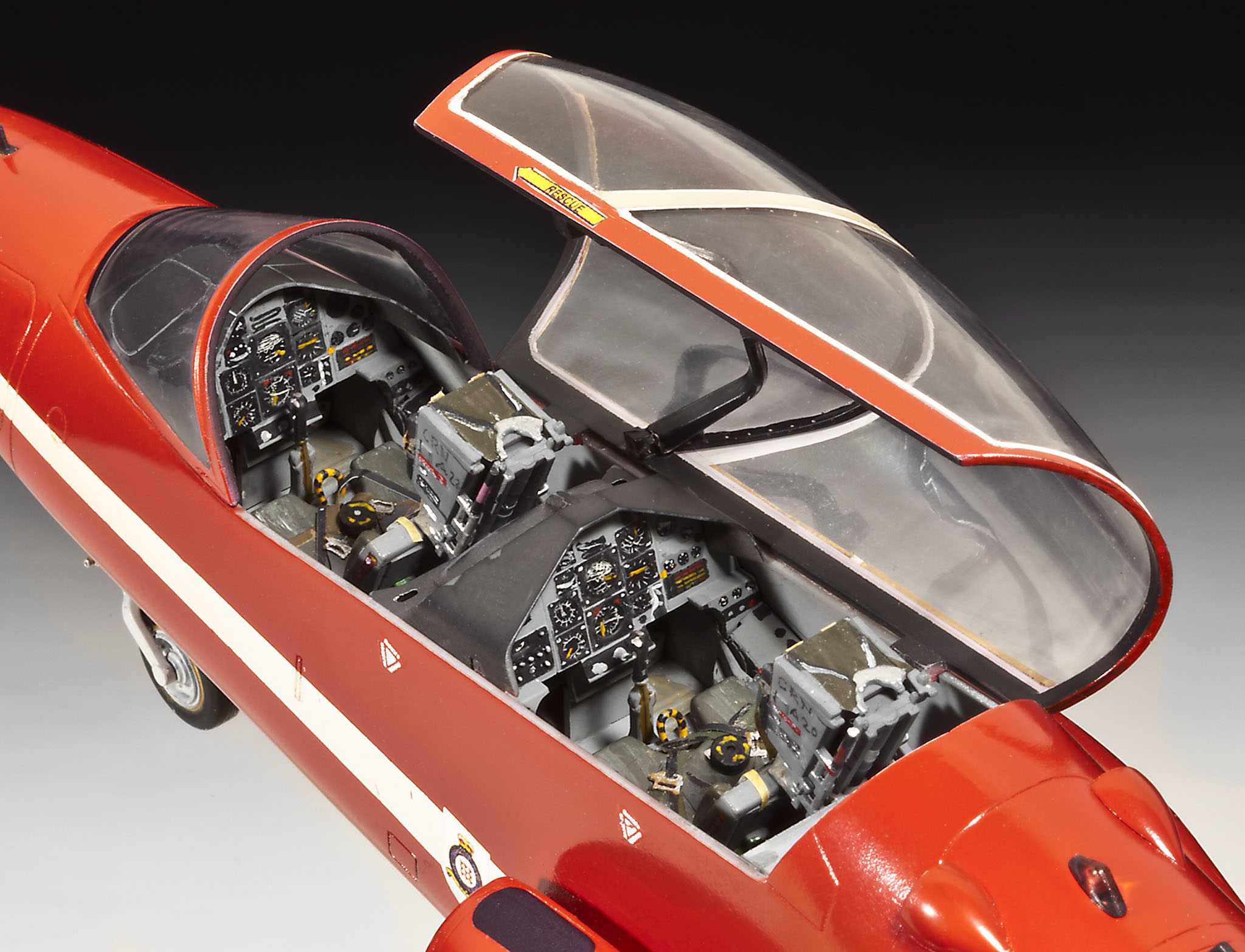 04284 - BAe Hawk "Red Arrows" (1:32)