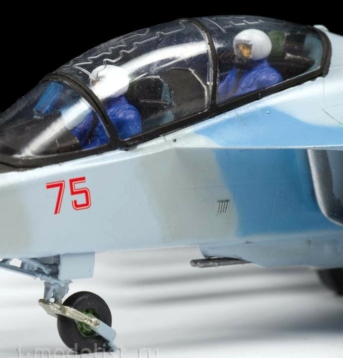 Letadlo YAK-130 (Zvezda 1:72) 