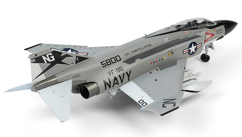 F-4J Showtime 100 (Academy 1:72)