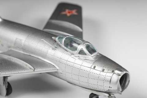 MIG-15 Fagot (Zvezda 1:72)