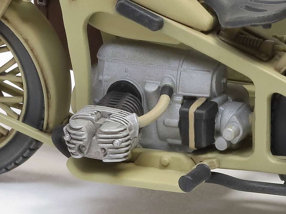 KS600 & Sidecar (Tamiya 1:35)