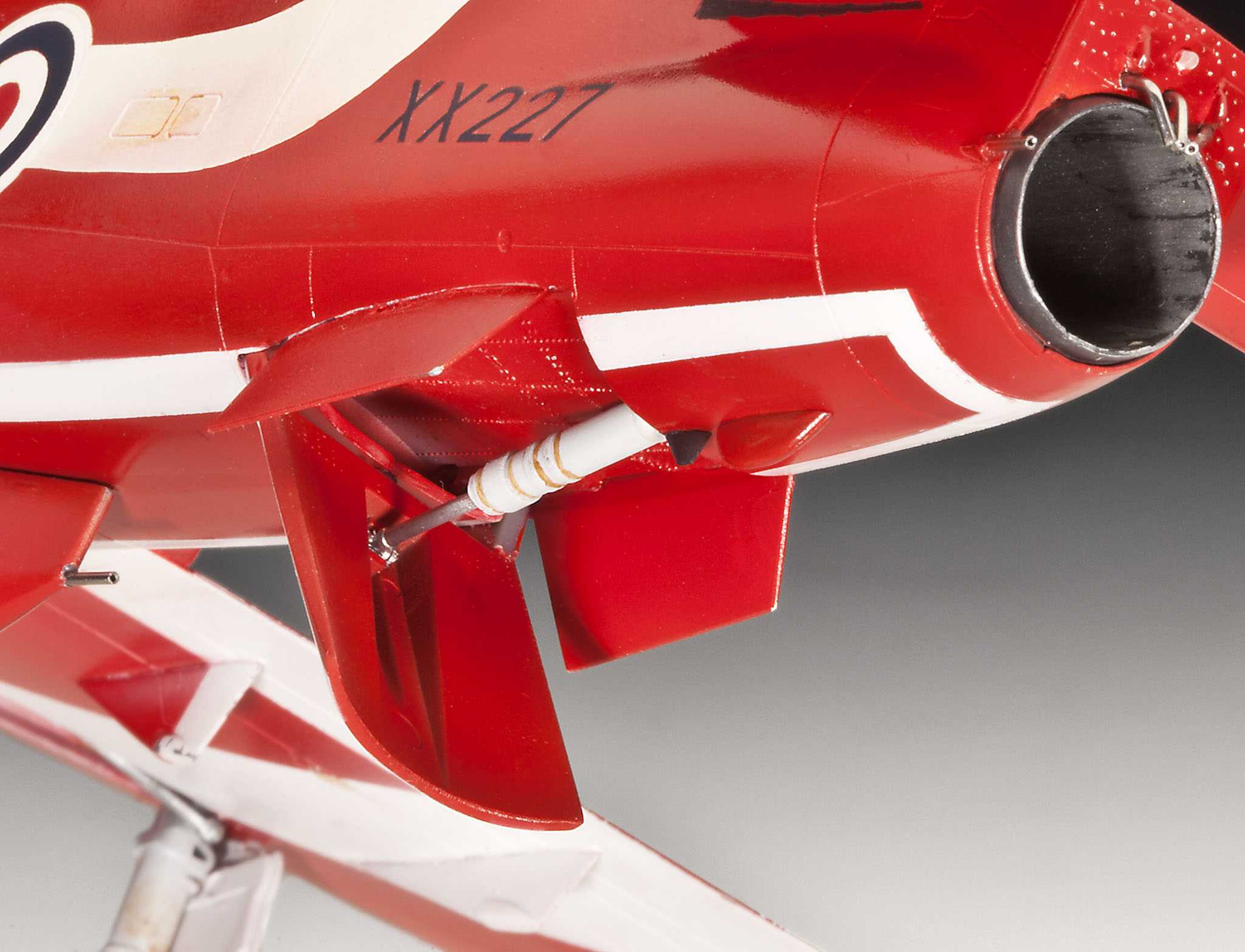 04284 - BAe Hawk "Red Arrows" (1:32)