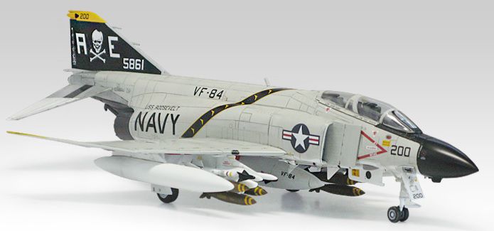 F-4J USN VF-84 Jolly Rogers (Academy 1:72)