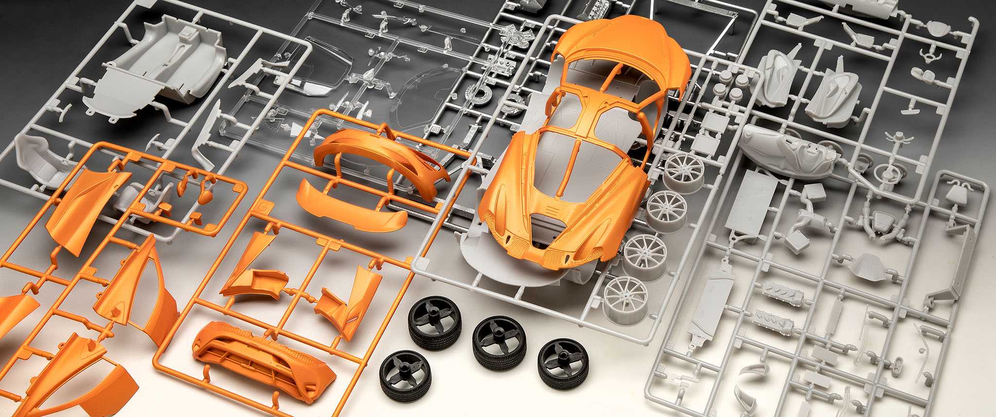 McLaren 750S (Revell 1:24)