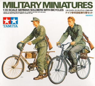 German Soldier w/Bicycles (Tamiya 1:35)